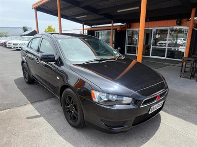 2011 Mitsubishi Galant - Thumbnail
