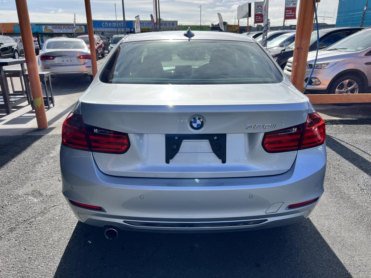 2013 BMW 320i