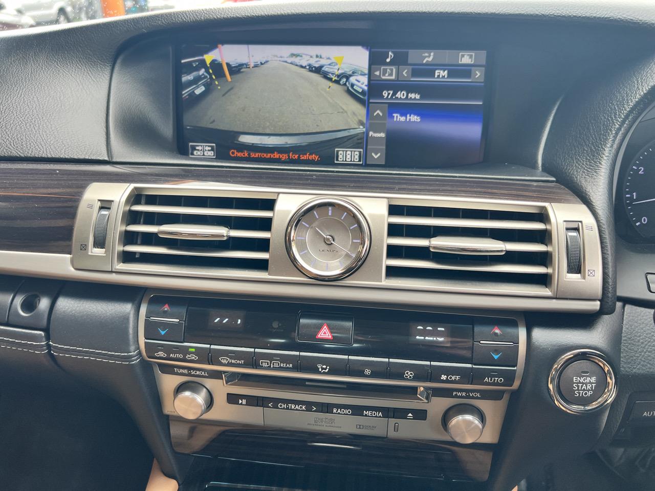 2015 Lexus LS460