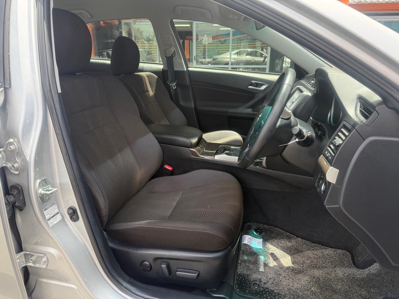 2013 Toyota MarkX